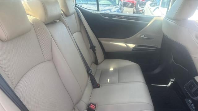 2019 Lexus ES 350 F SPORT