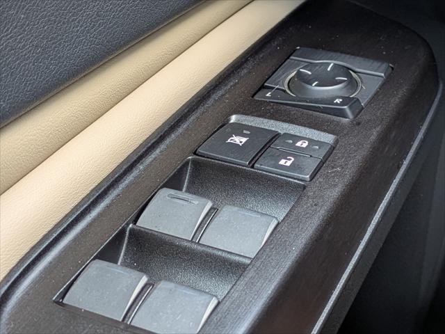 2019 Lexus ES - $28,144
