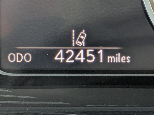 2019 Lexus ES - $28,144