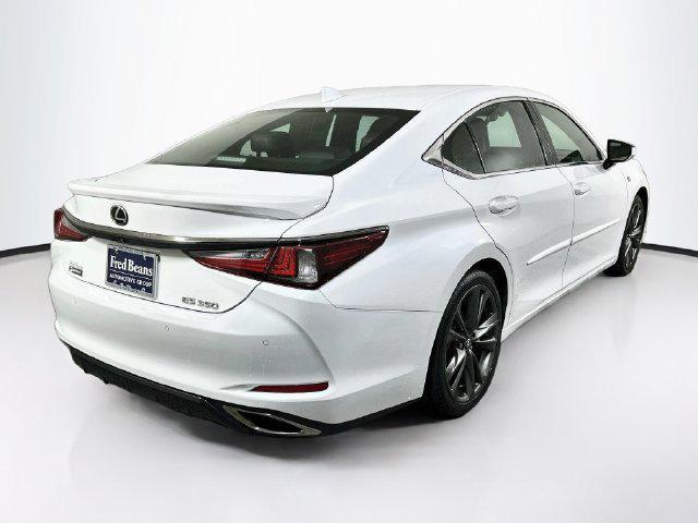 2019 Lexus ES - $26,628
