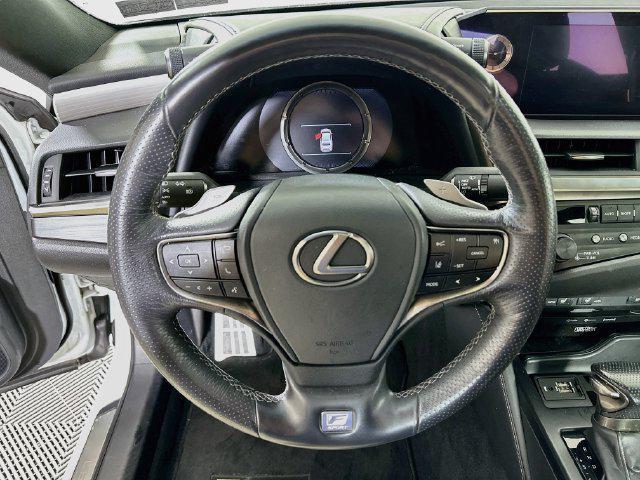 2019 Lexus ES - $26,628