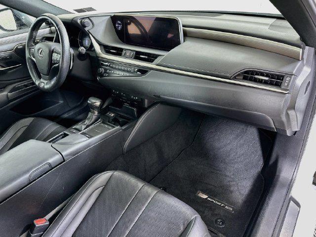 2019 Lexus ES - $26,628