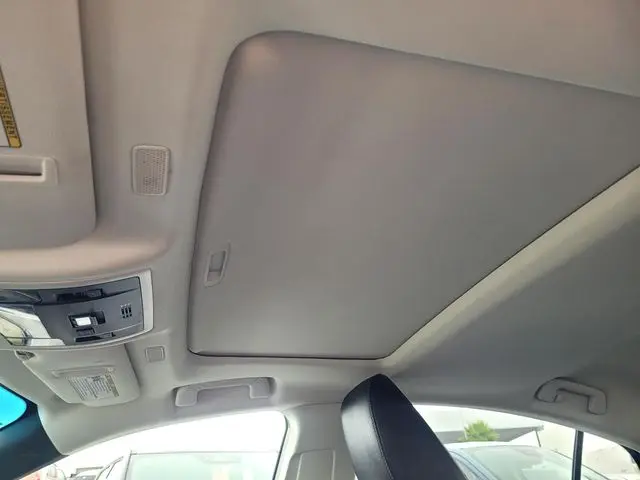 2022 Lexus ES - $29,888