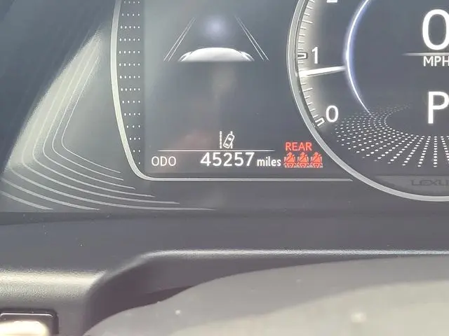 2022 Lexus ES - $29,888