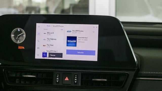 2025 Lexus ES 350 Base