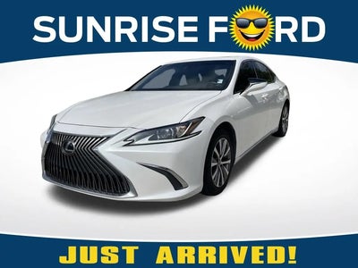 Photo of a 2021 Lexus ES 350 4DR Sedan for sale
