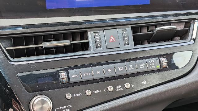 2023 Lexus ES 350 Base
