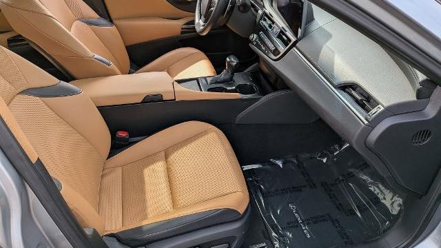2023 Lexus ES 350 Base