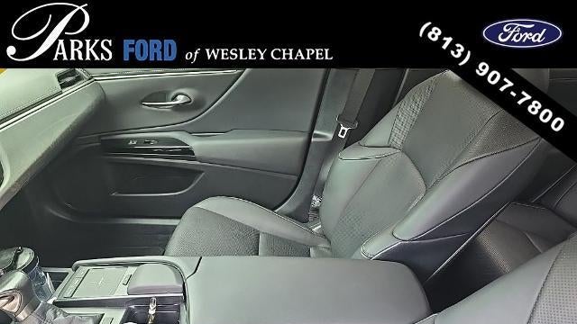 2022 Lexus ES 350 Base