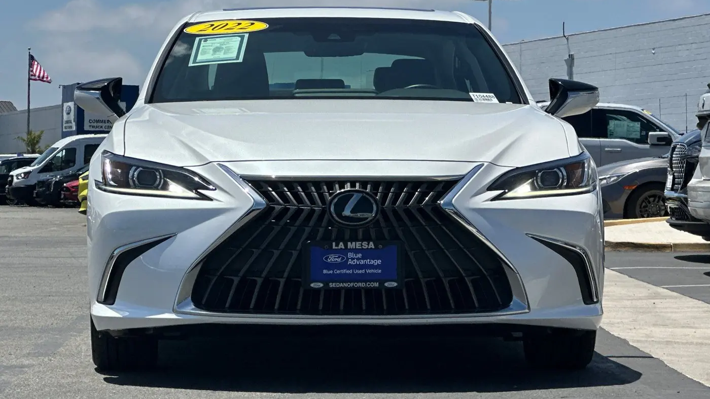 2022 Lexus ES 350 Base