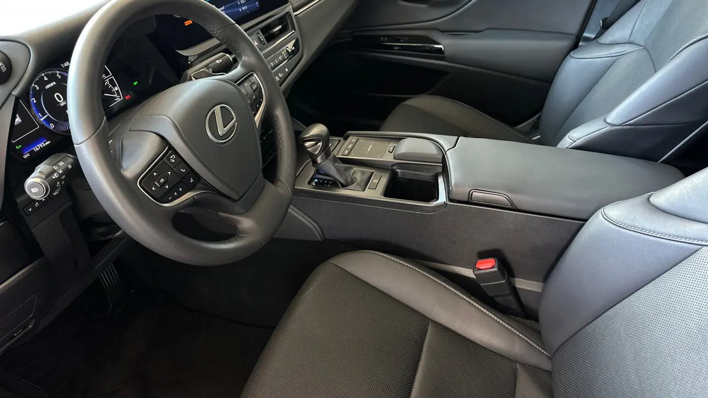 2022 Lexus ES 350 Base