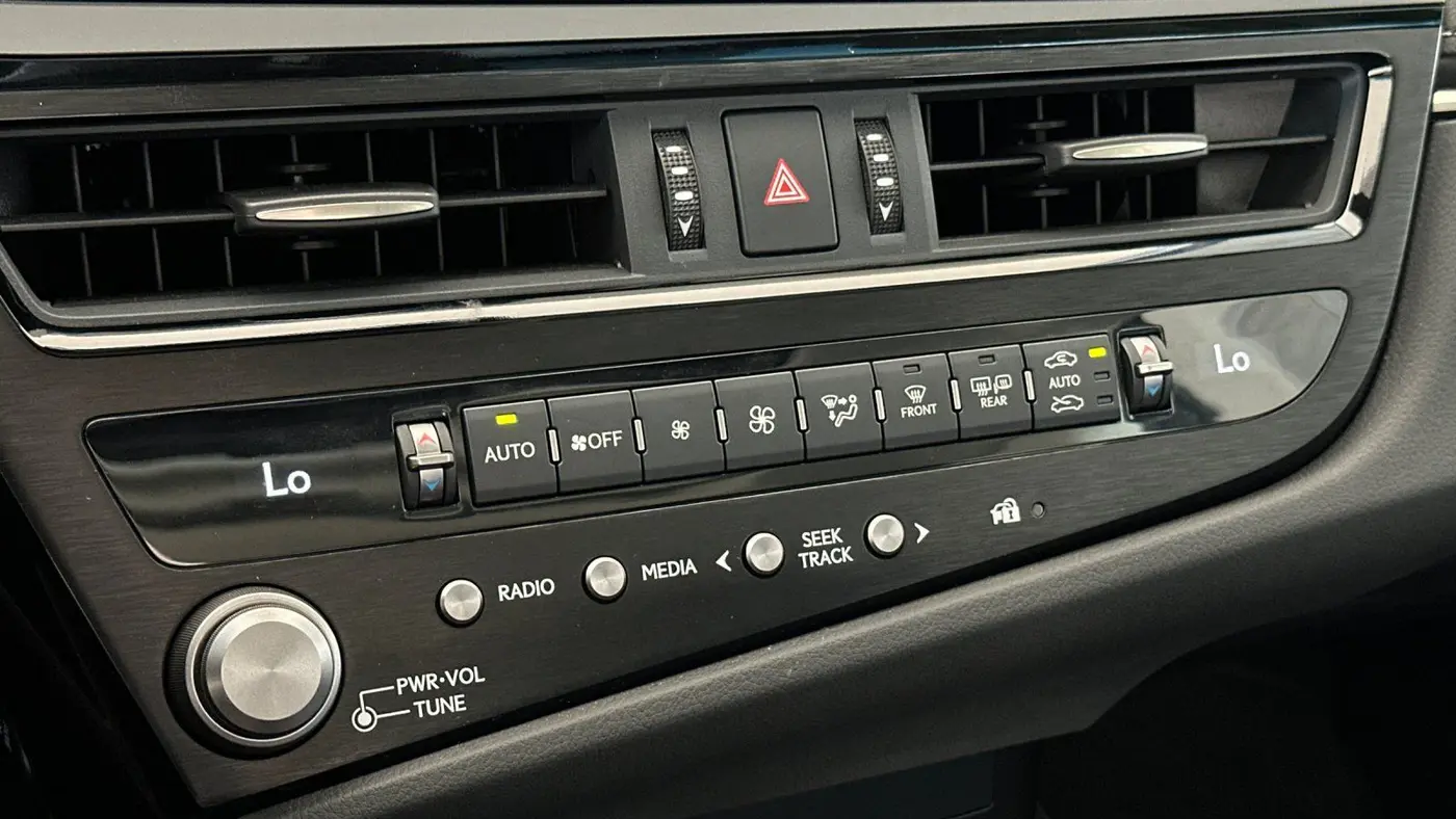 2022 Lexus ES 350 Base