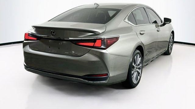 2021 Lexus ES 250 Base