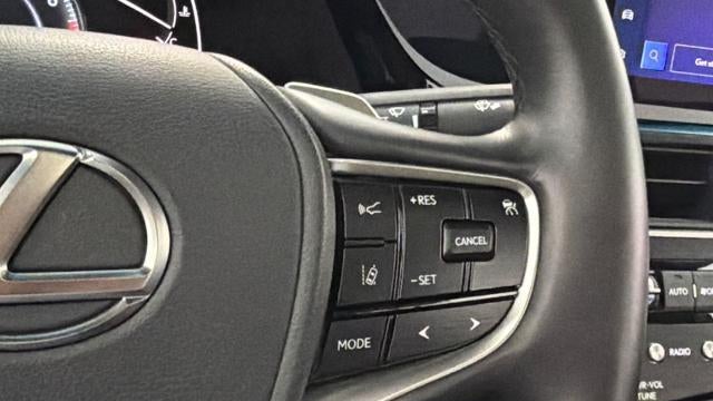 2023 Lexus ES 250 Base
