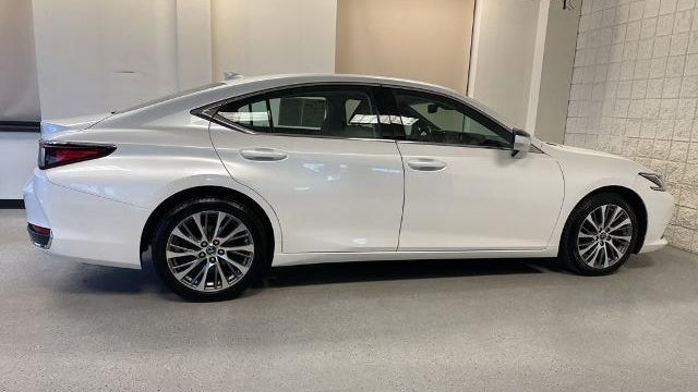 2021 Lexus ES 250 Base
