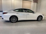 2021 ES 250 Thumbnail 23