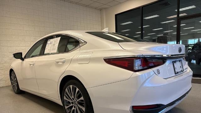 2021 Lexus ES 250 Base