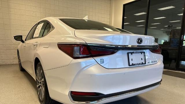 2021 Lexus ES 250 Base