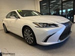 2021 ES 250 Thumbnail 1