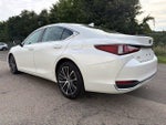 2023 ES 250 Thumbnail 4