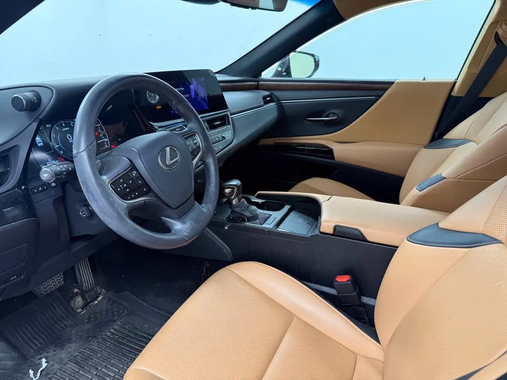 2024 Lexus ES