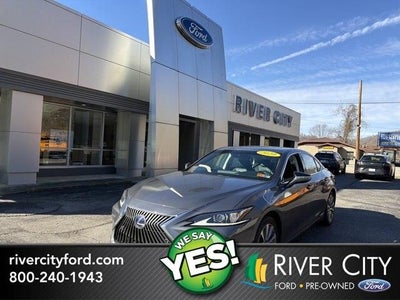 Photo of a 2020 Lexus ES 300H 4DR Sedan for sale