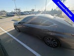 2020 ES 300h Thumbnail 3