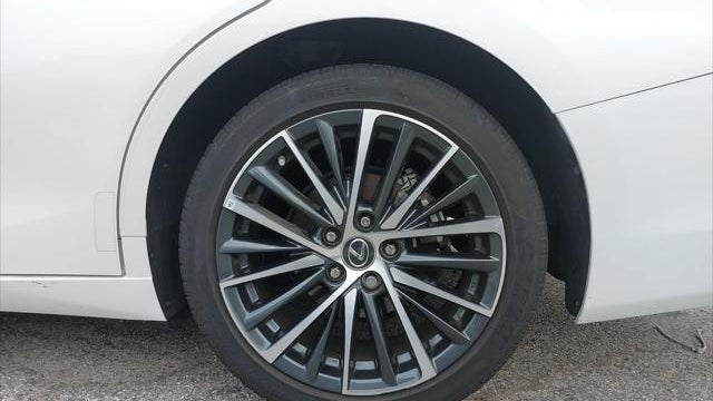 2024 Lexus ES 300h Base