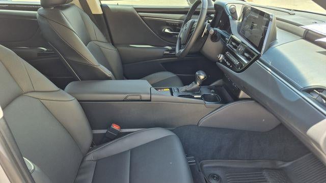 2024 Lexus ES 300h Base