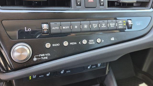 2024 Lexus ES 300h Base