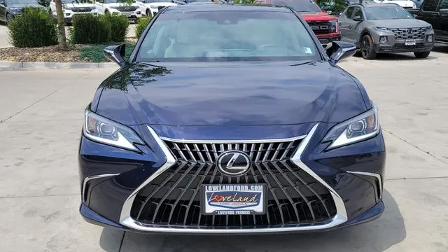 2025 Lexus ES 300h Base