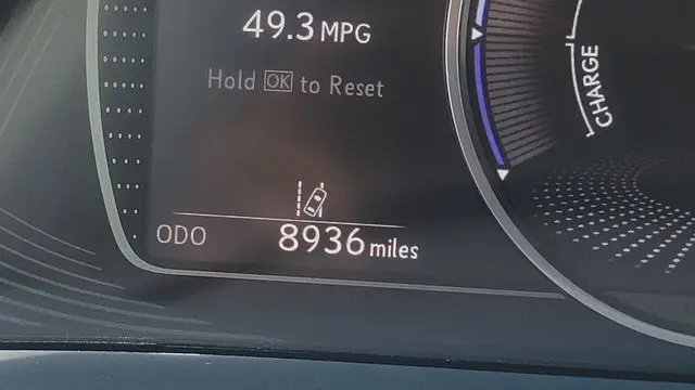 2025 Lexus ES 300h Base