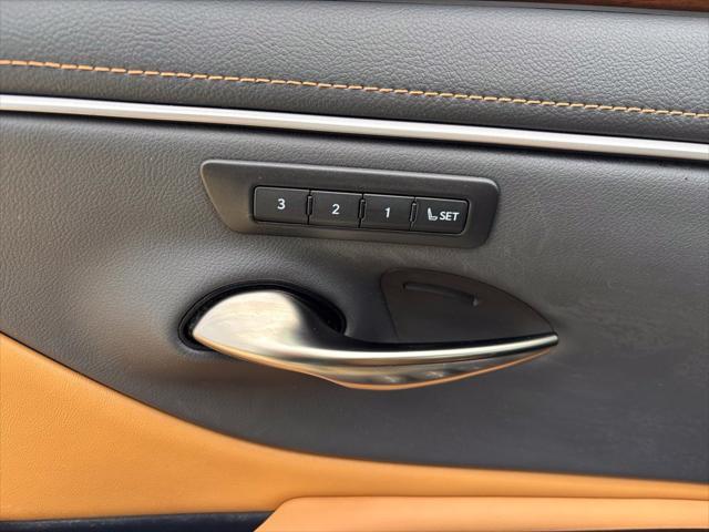 2025 Lexus ES - $42,500