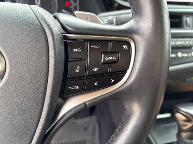 2025 Lexus ES - $42,500