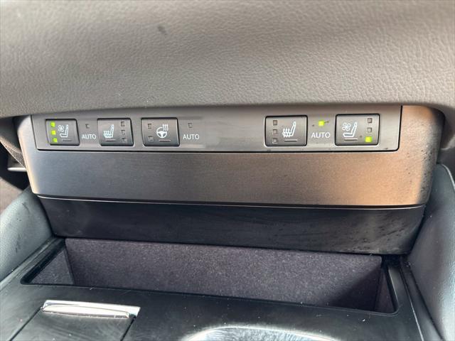 2025 Lexus ES - $42,500