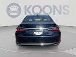 2022 ES 300h Thumbnail 7