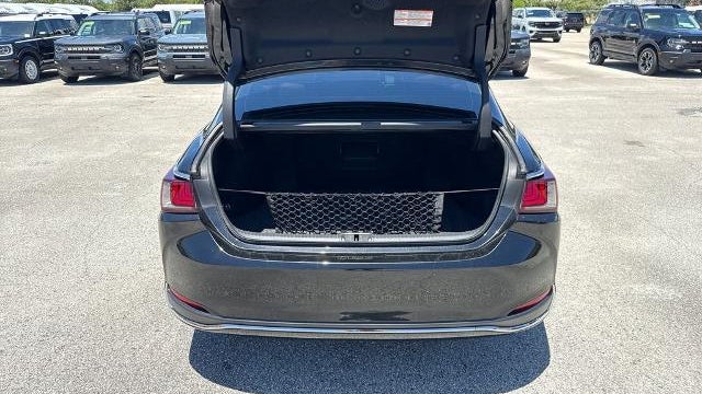 2025 Lexus ES 300h Base
