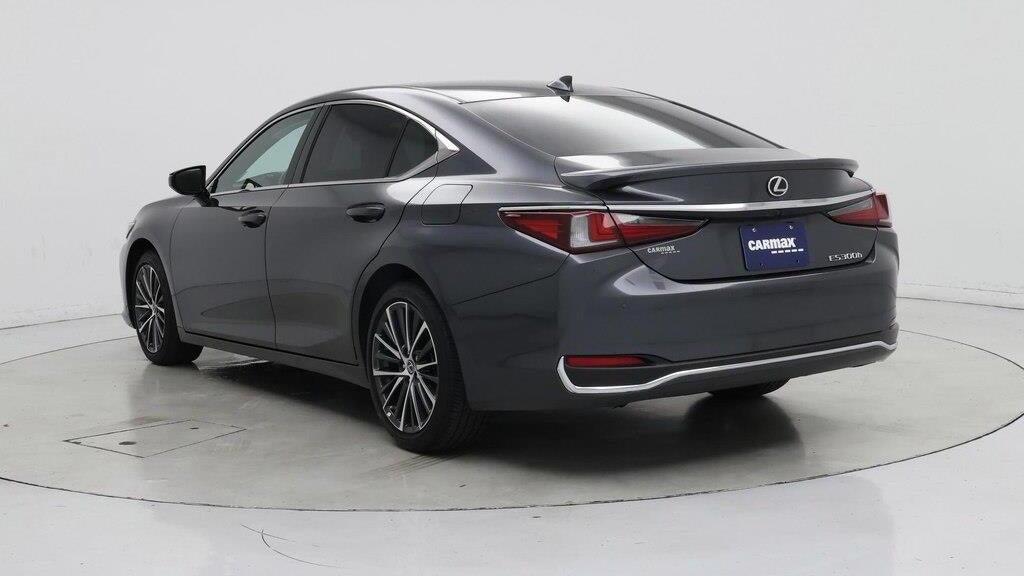 2025 Lexus ES 300h Base