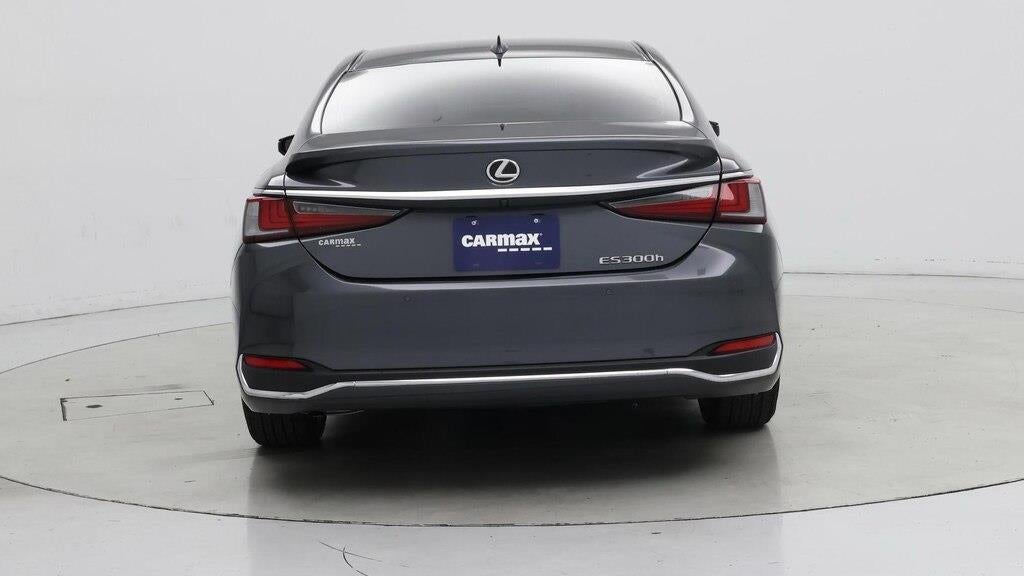 2025 Lexus ES 300h Base