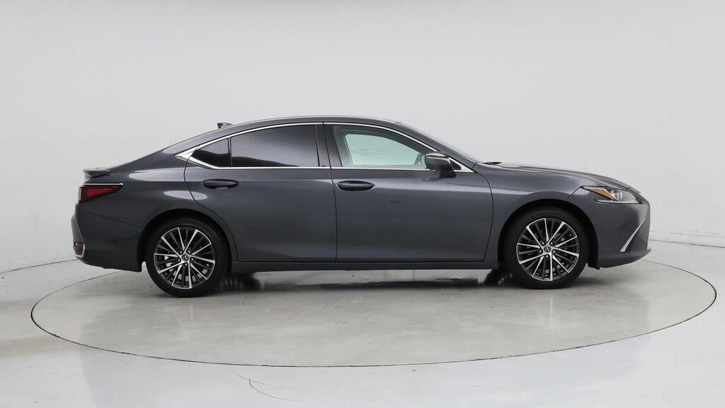 2025 Lexus ES 300h Base