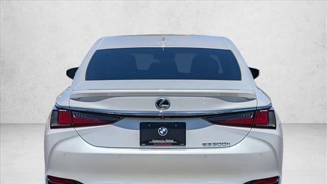 2024 Lexus ES 300h Base