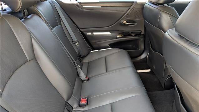 2024 Lexus ES 300h Base