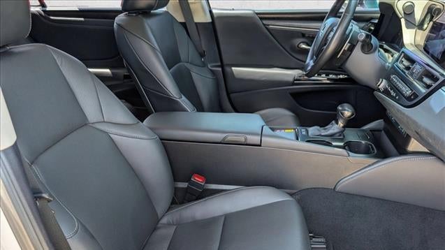 2024 Lexus ES 300h Base