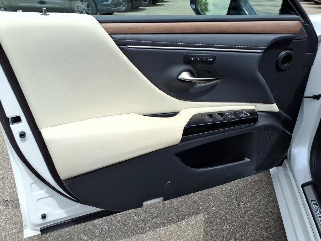2024 Lexus ES - $36,998