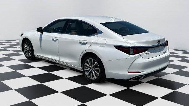2021 Lexus ES 350 Base