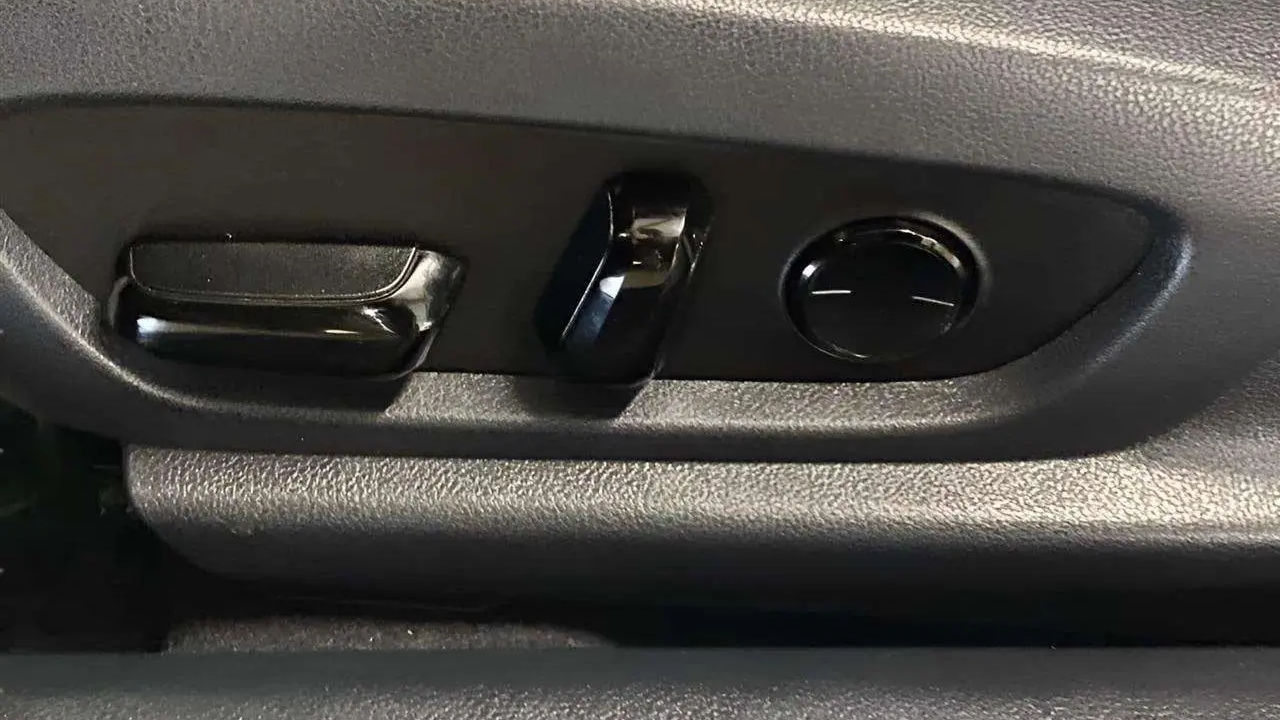 2023 Lexus ES 350 Base