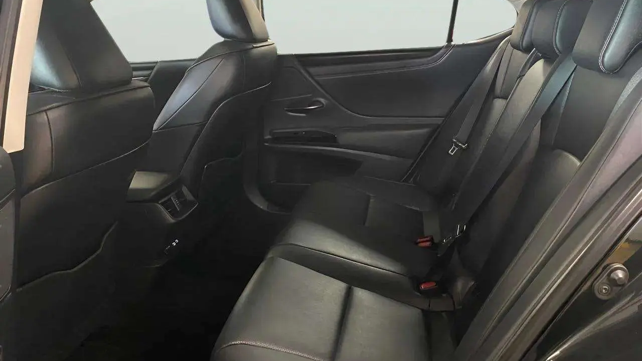 2023 Lexus ES 350 Base