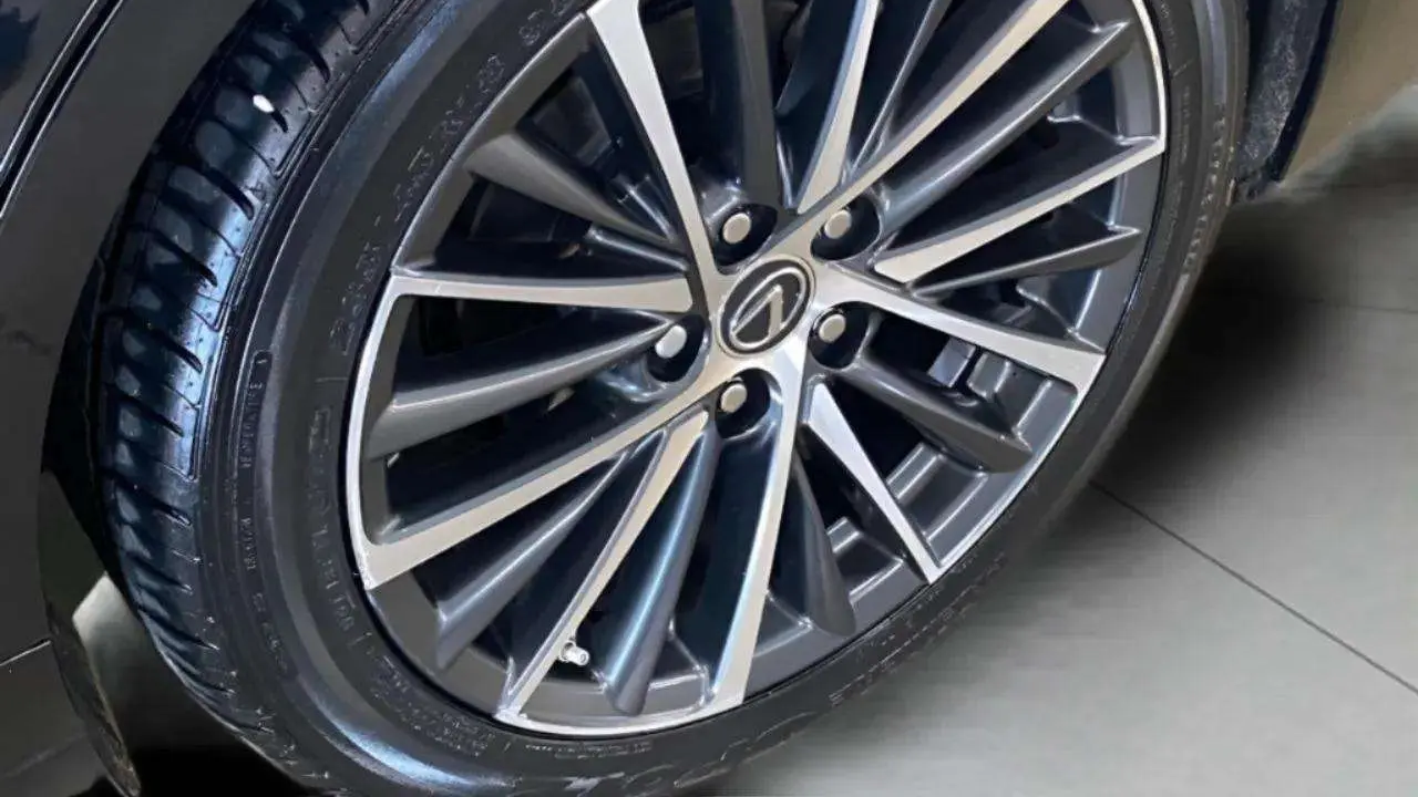 2023 Lexus ES 350 Base