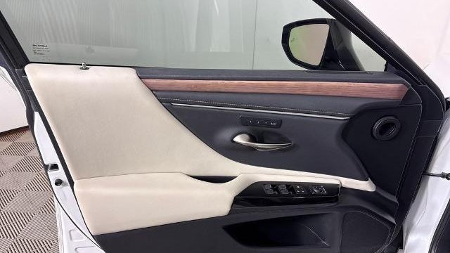 2023 Lexus ES 350 Base