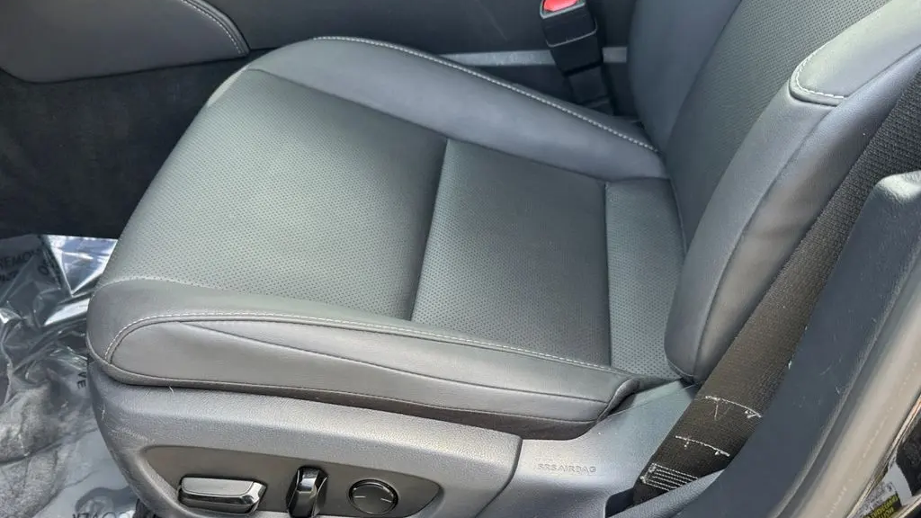2024 Lexus ES 350 Base